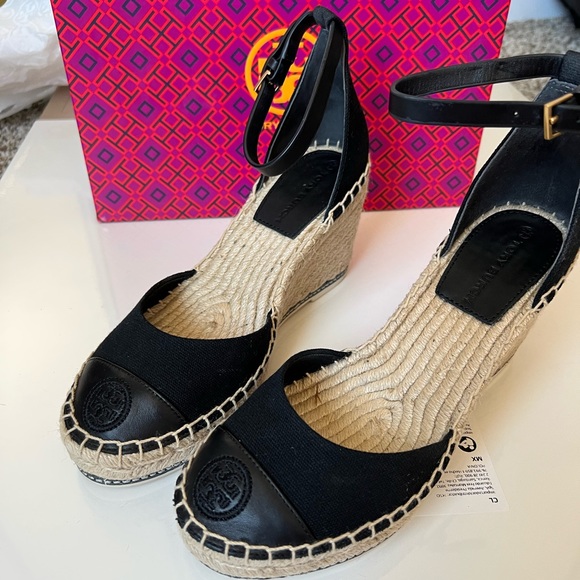 TORY BURCH COLOR-BLOCK ESPADRILLE WEDGE - Picture 2 of 8